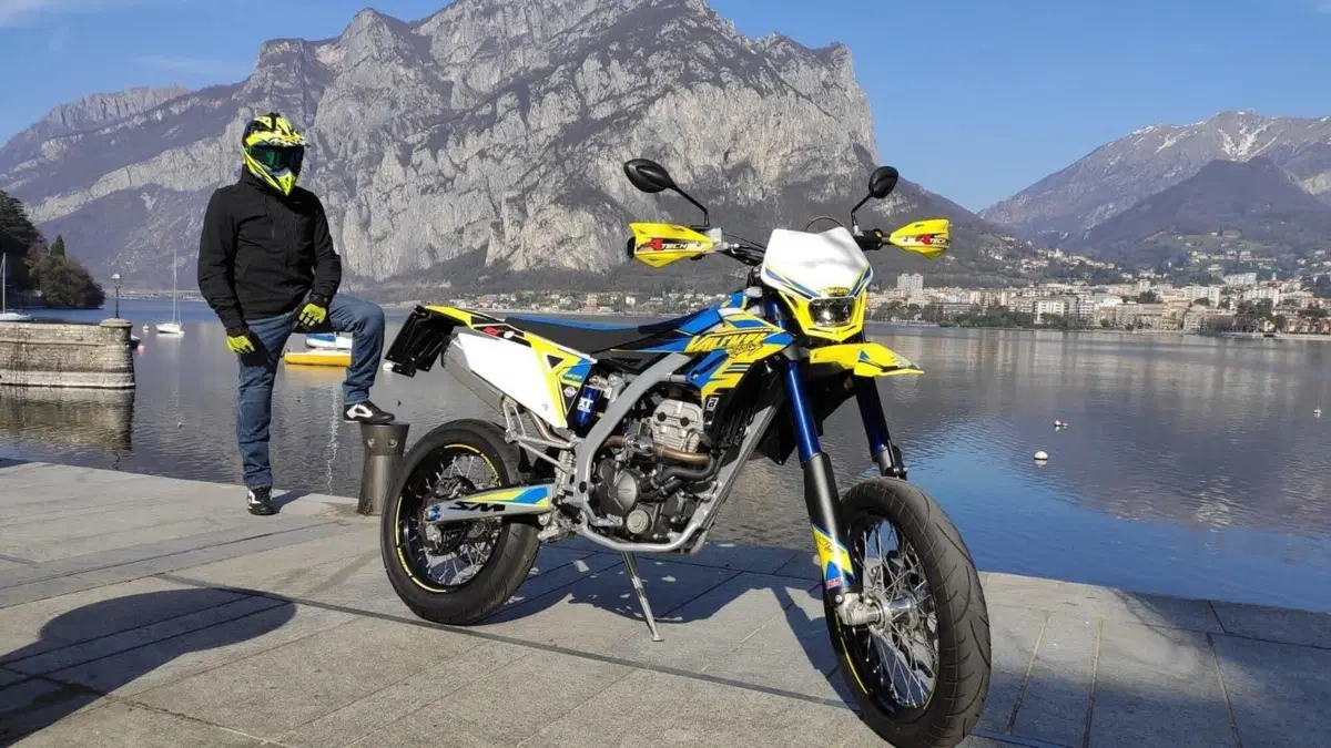Valenti SM125Z: la supermoto che non teme il due tempi (2)