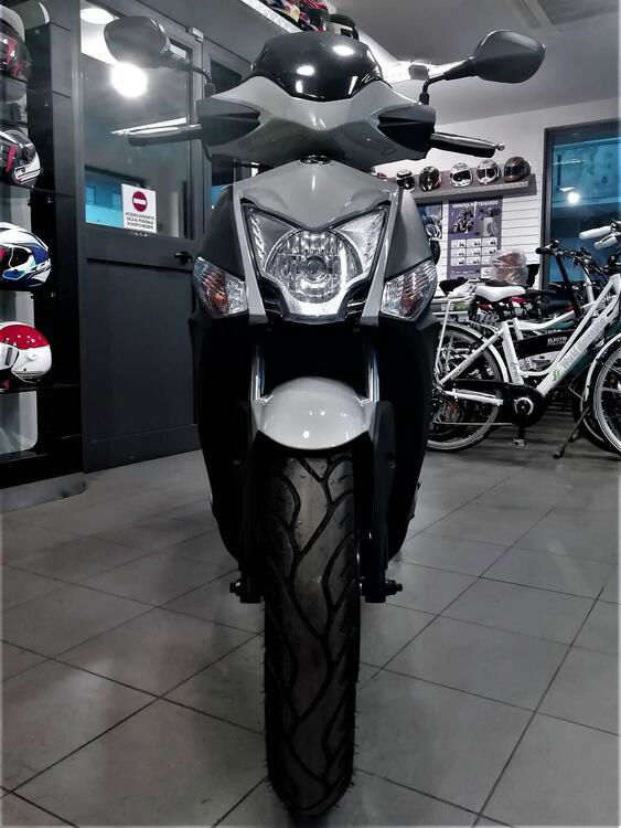 Kymco Agility 125 R16 + (2021 - 24) (2)