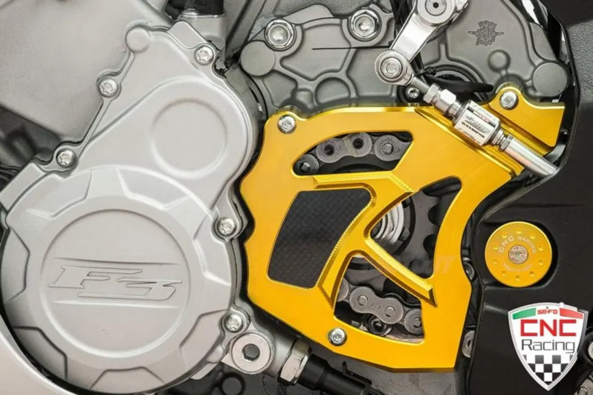 CNC Racing: accessori per la MV Agusta Brutale (19)