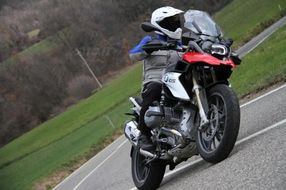 BMW R1200GS  (6)