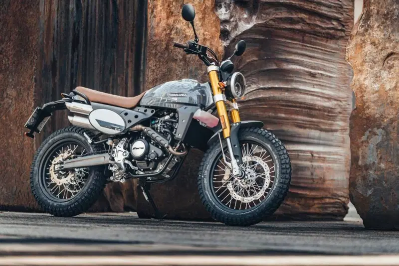 Fantic Motor Caballero 125 Scrambler Deluxe (2021 - 23) (2)