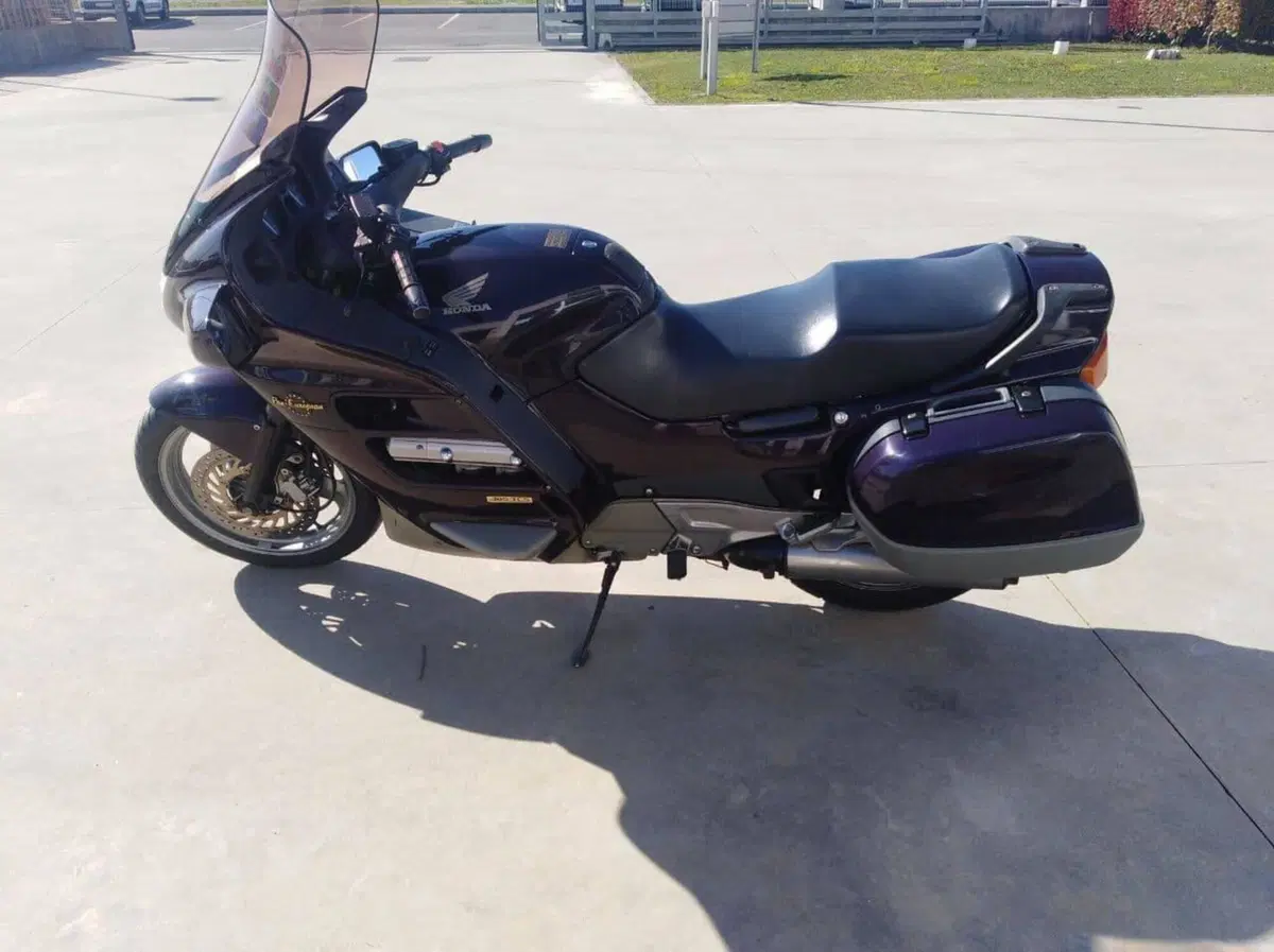 Honda st 1100 pan european (3)