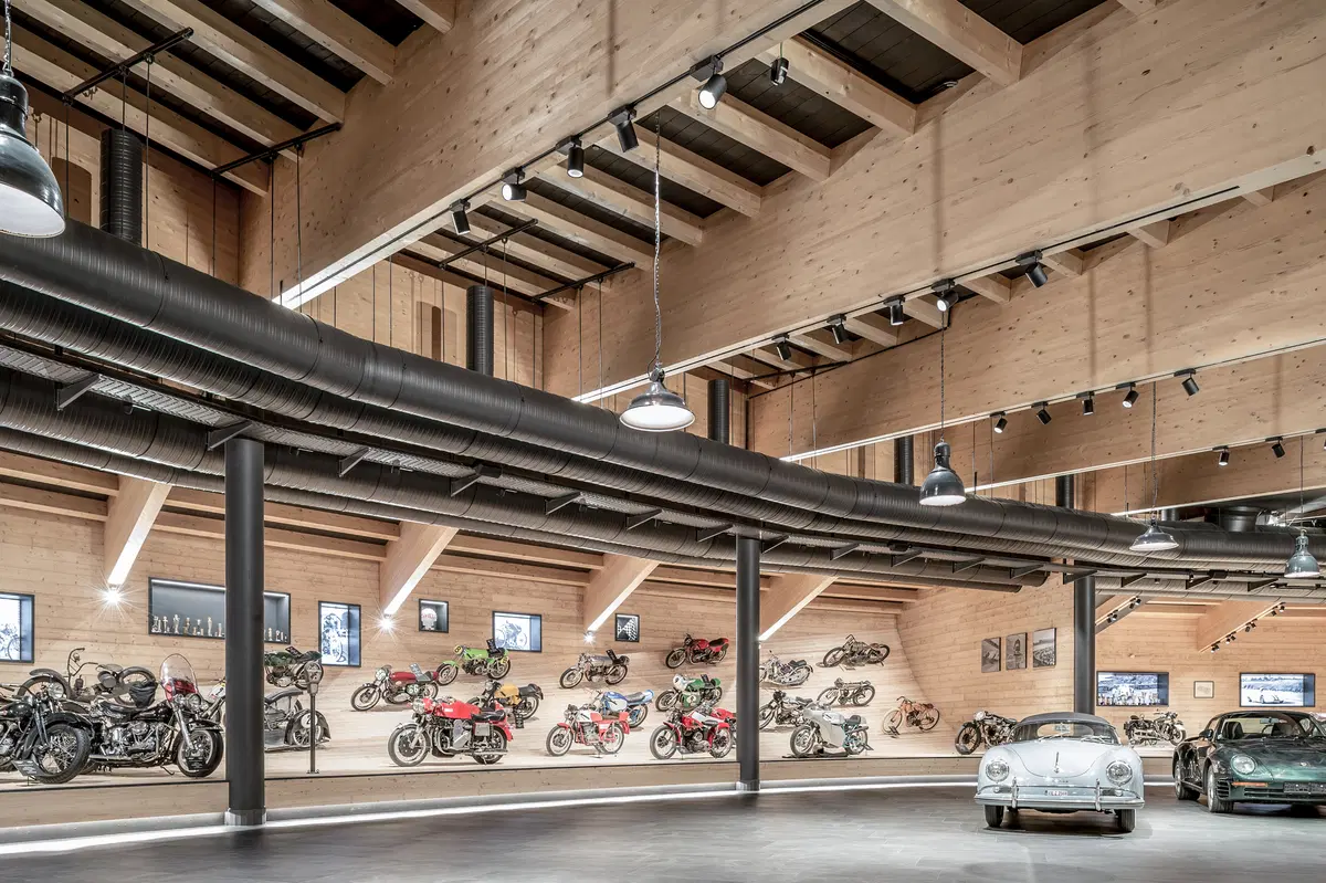 Riaprirà questo inverno il Top Mountain Motorcycle Museum distrutto da un incendio (18)