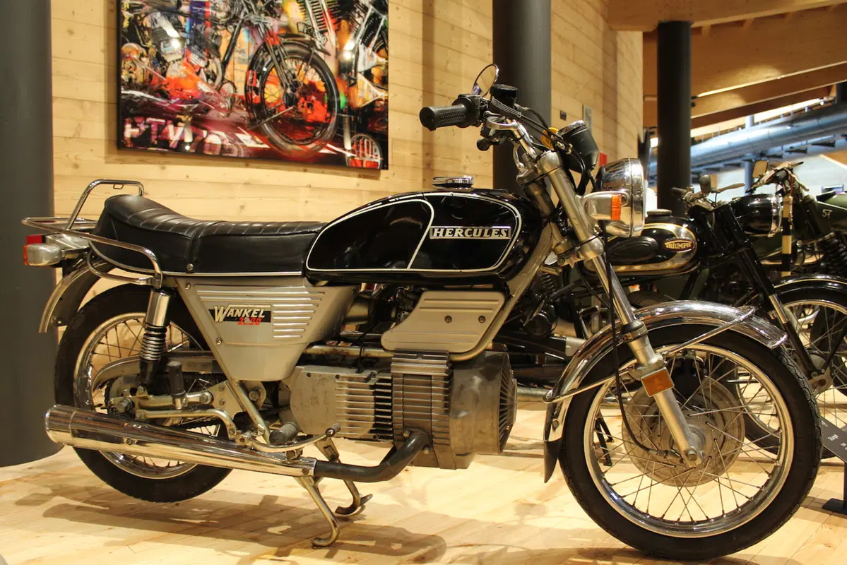 Riaprirà questo inverno il Top Mountain Motorcycle Museum distrutto da un incendio (34)
