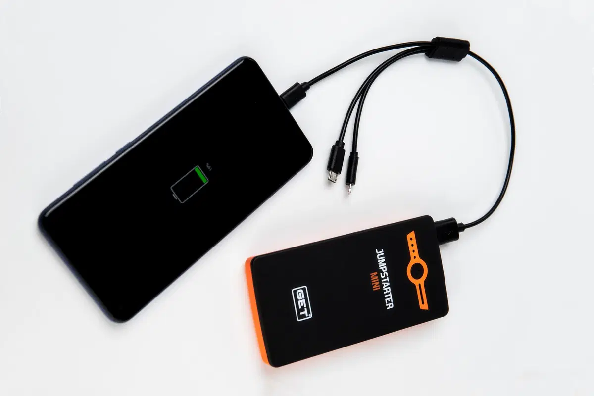 GET: avviatore d’emergenza JumpStarter Mini (2)