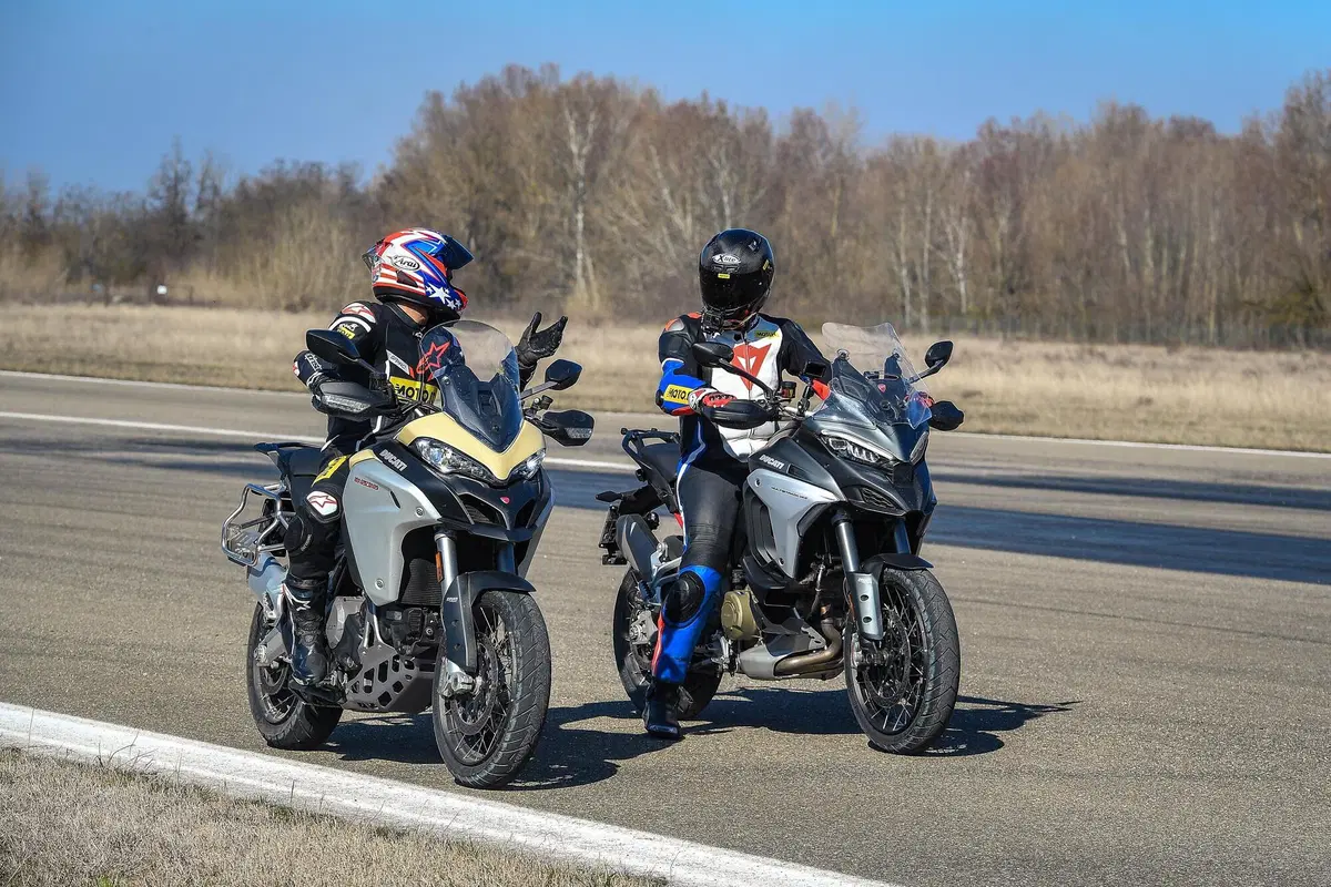Ducati Multistrada V4 vs 1260 Enduro. TEST completo strada, offroad e pista! (2)