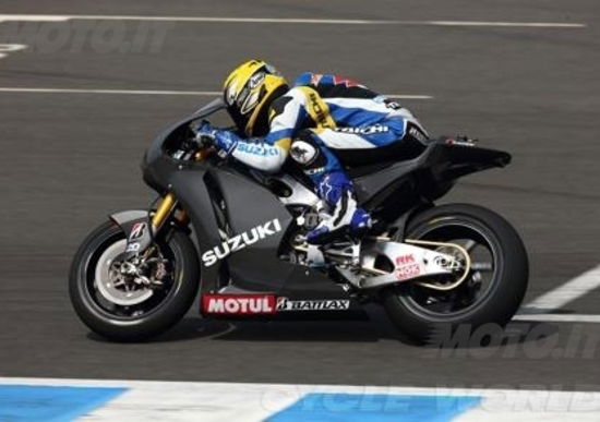 Suzuki MotoGP 2014, eccola qui!