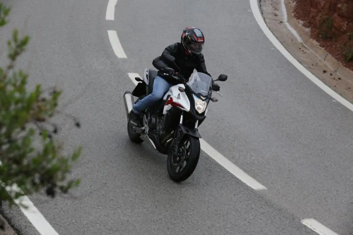 Honda CB500X (3)