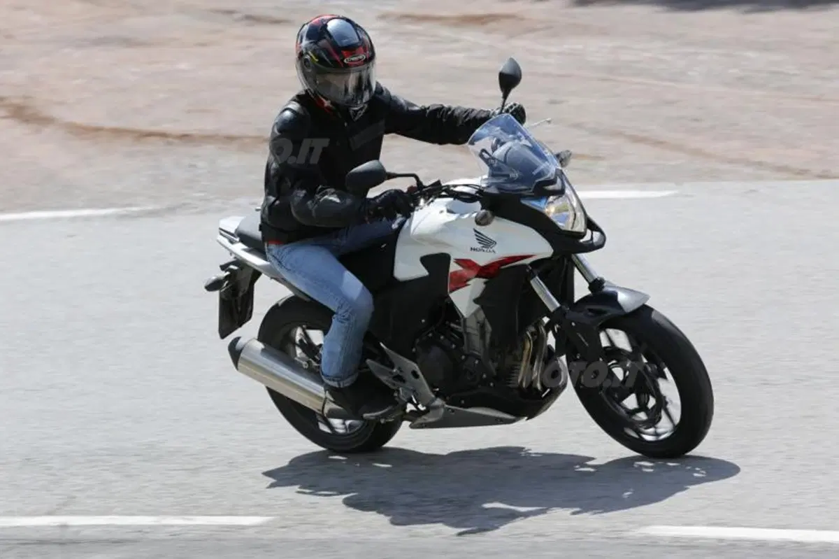 Honda CB500X (7)