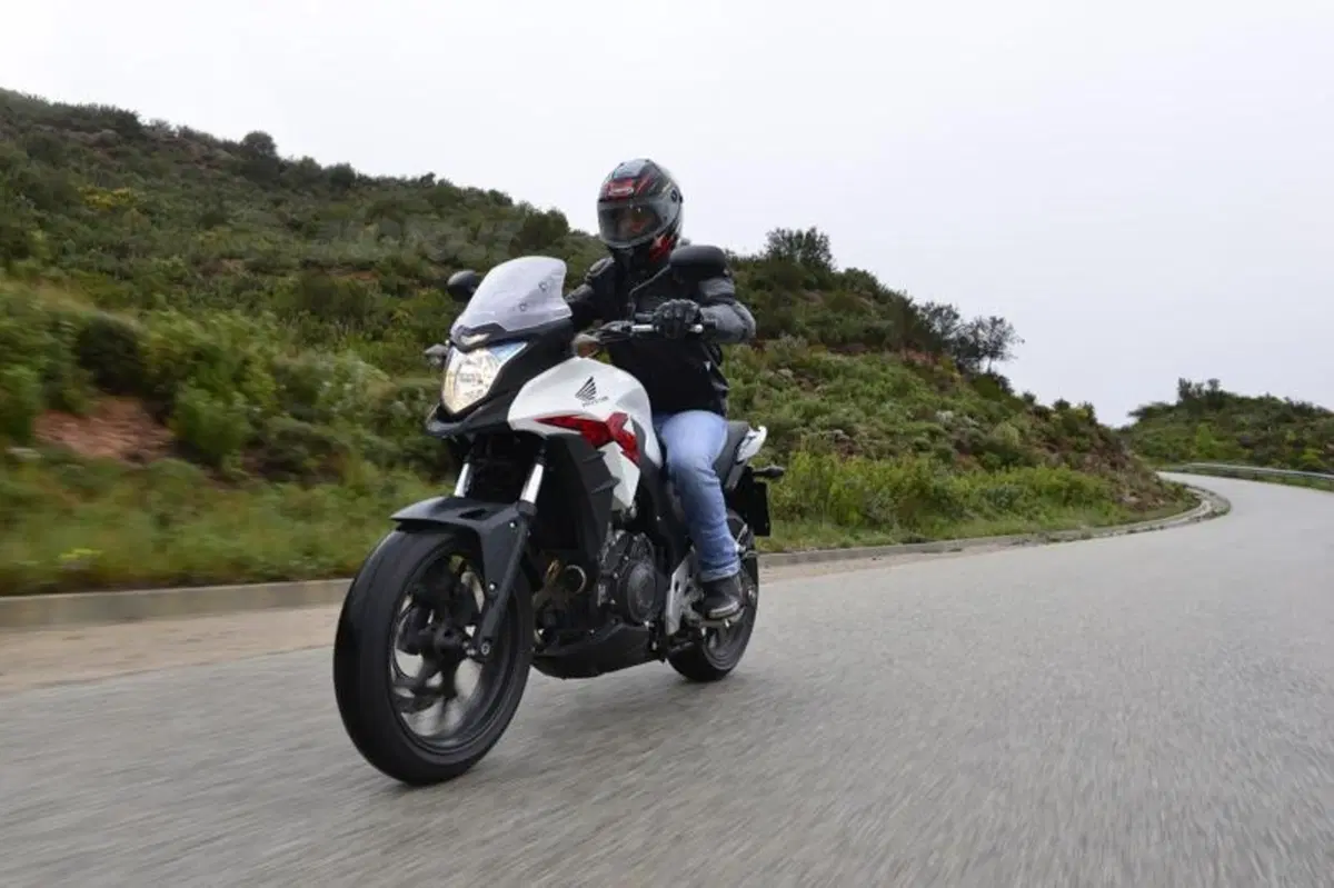 Honda CB500X (12)