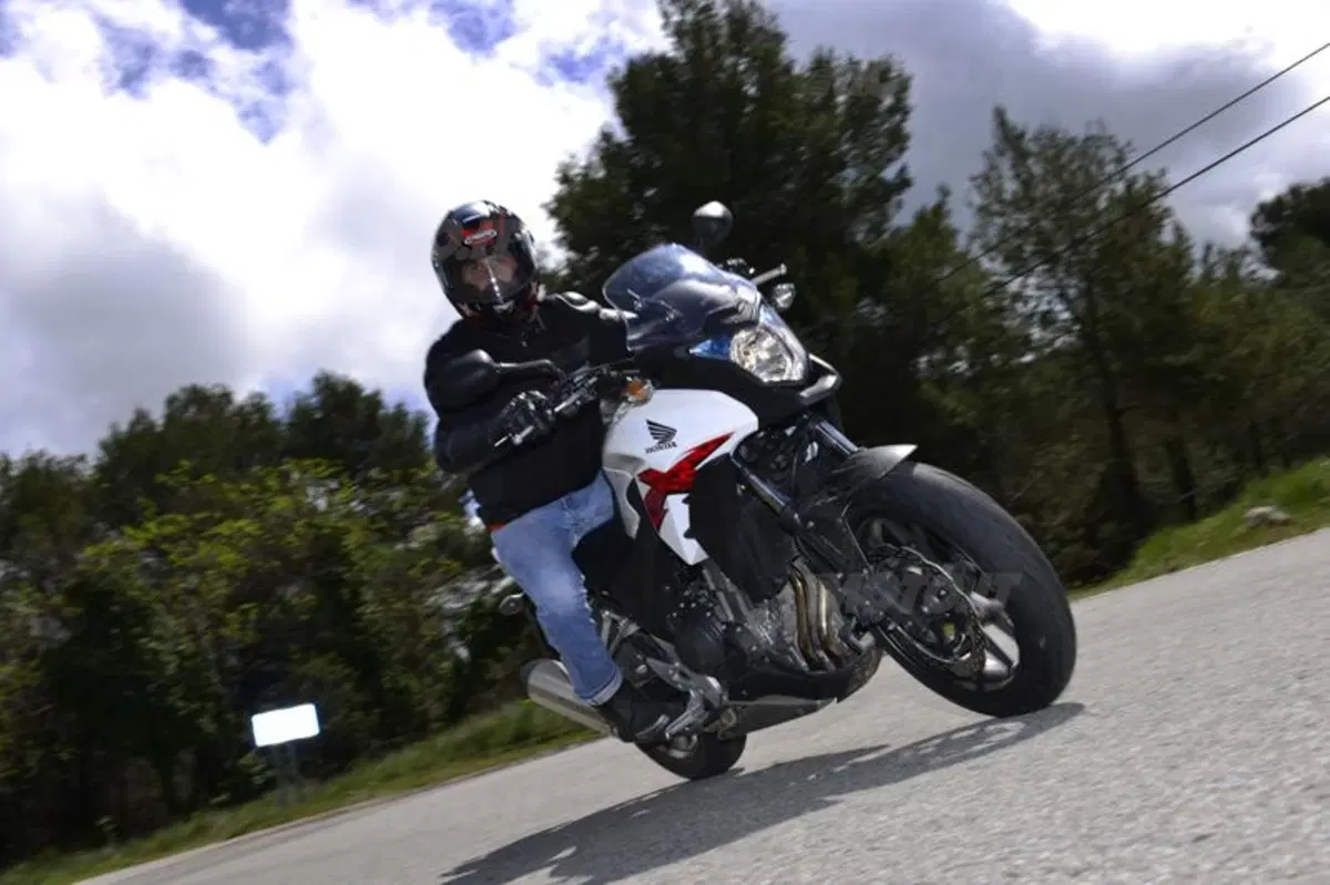 Honda CB500X (15)