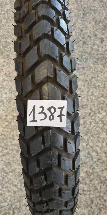 PNEUMATICO 90.90-17 52T MT60 Pirelli (2)