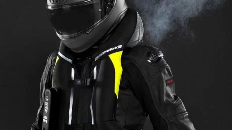 I motociclisti spagnoli non vogliono l'airbag obbligatorio