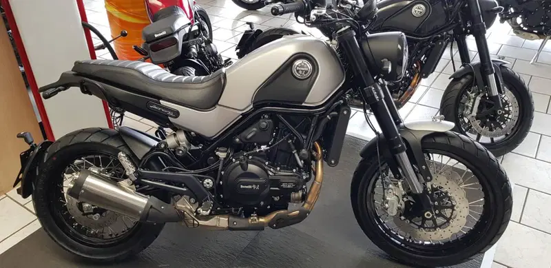 Benelli Leoncino 500 Trail (2021 - 26) (7)