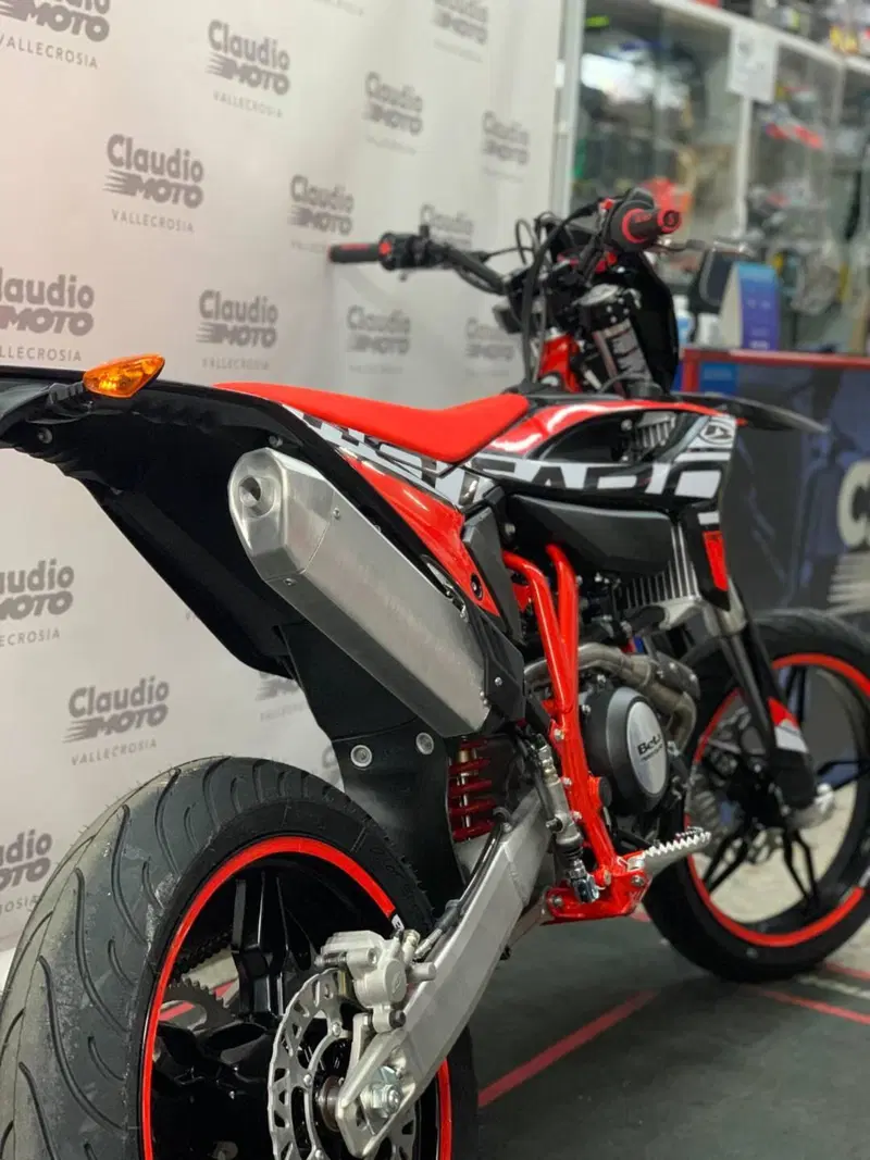 Betamotor RR 125 4T Motard LC (2021 - 23) (4)