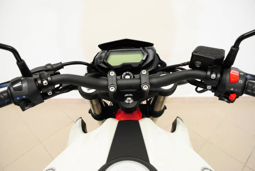 Benelli BN 125 (2021 - 24) (5)