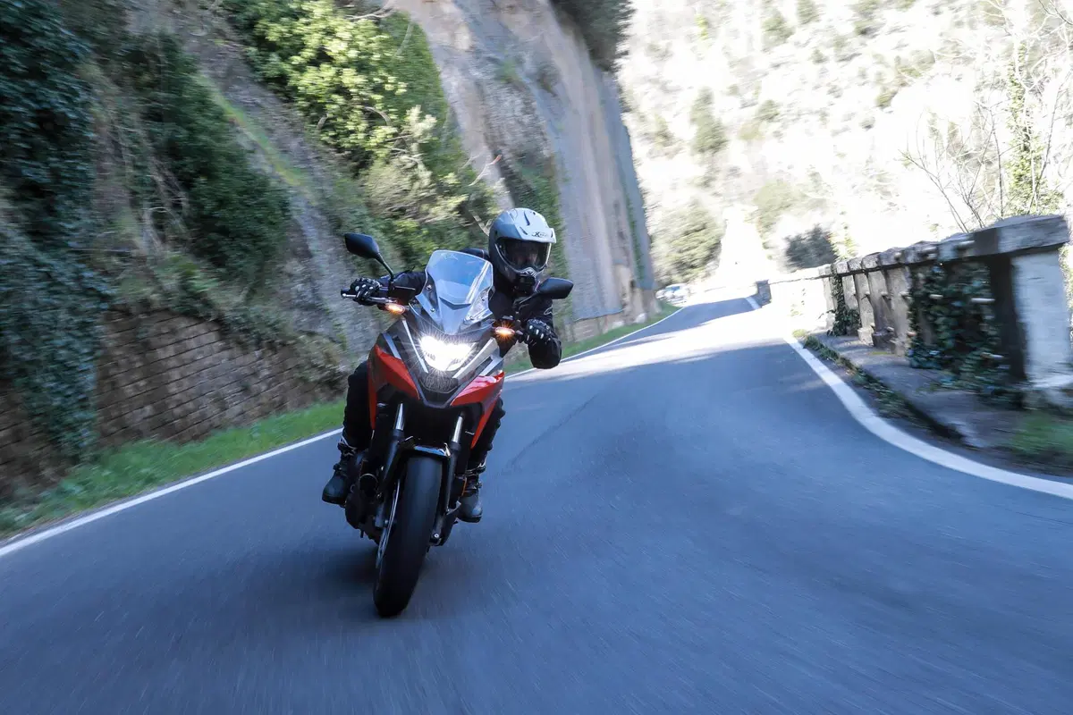 NC750X 2021: la best seller si rinnova (2)
