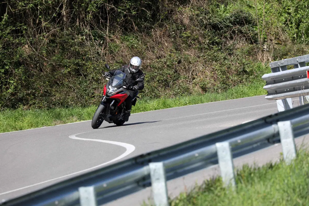 NC750X 2021: la best seller si rinnova (16)