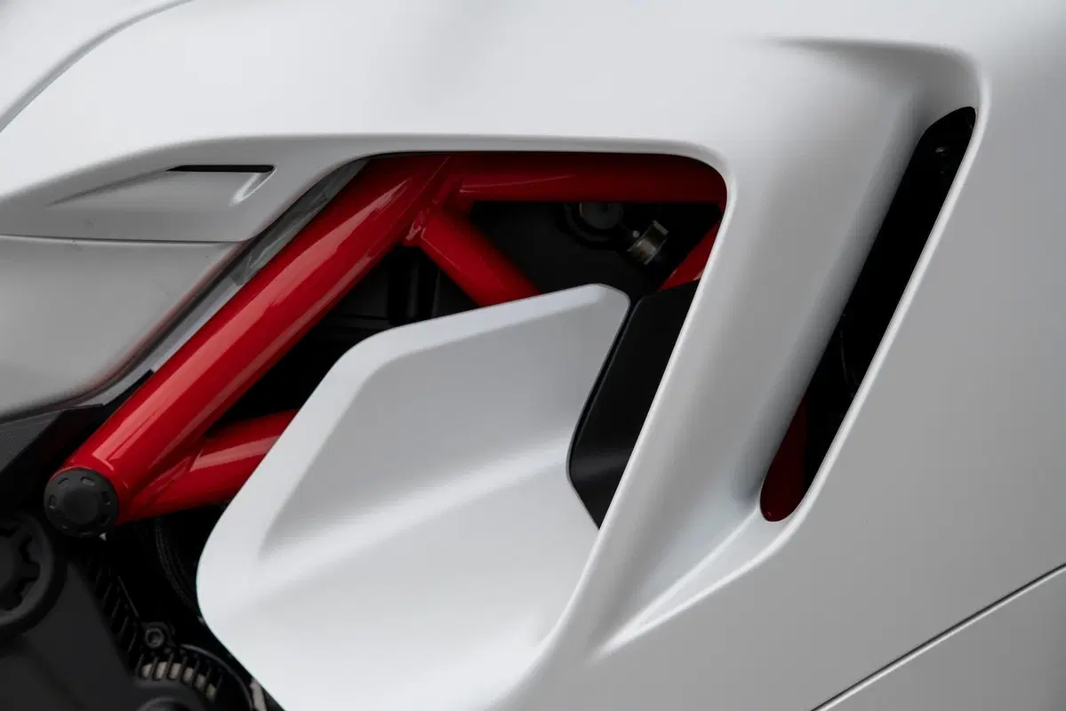 Ducati SuperSport 950 S sportività versatile (4)