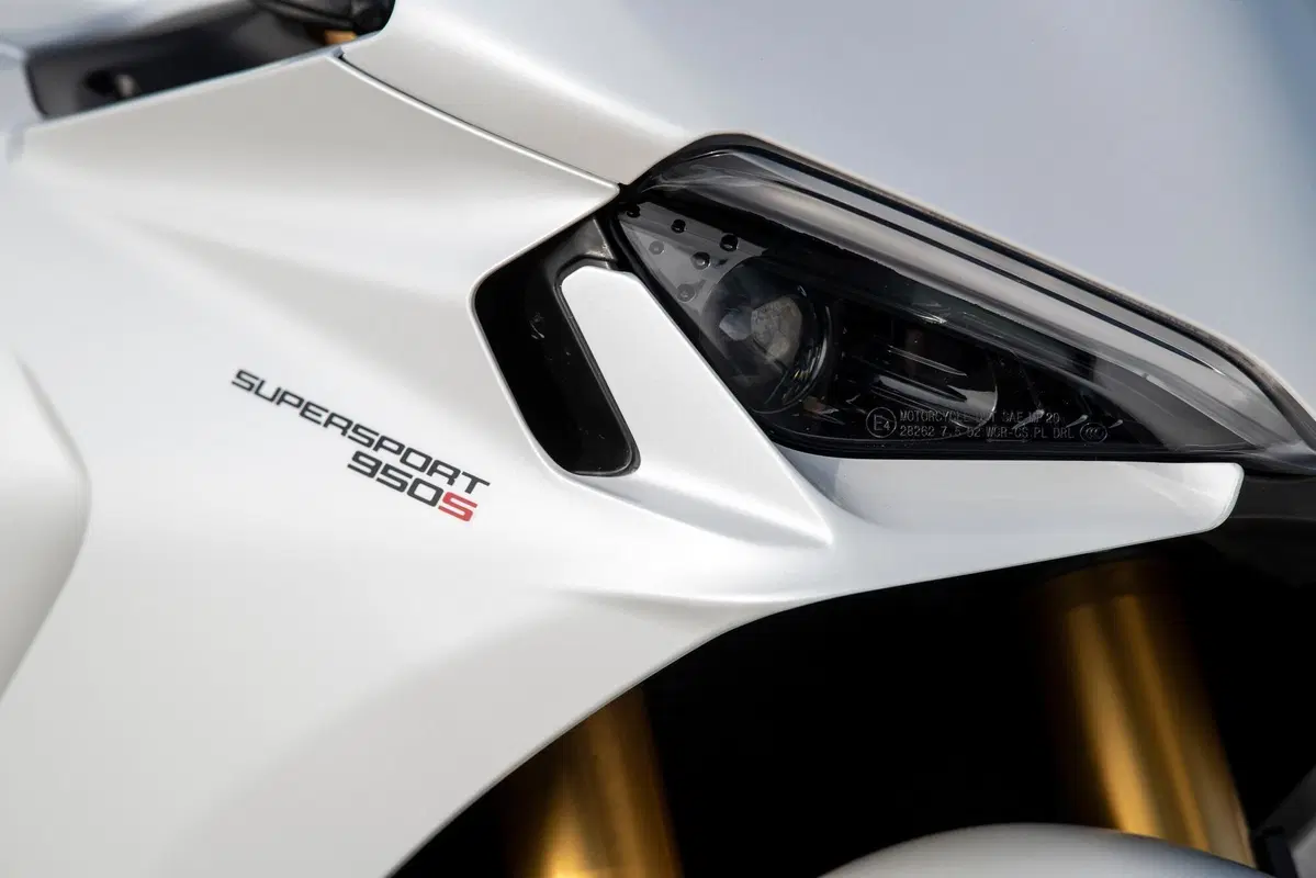 Ducati SuperSport 950 S sportività versatile (5)