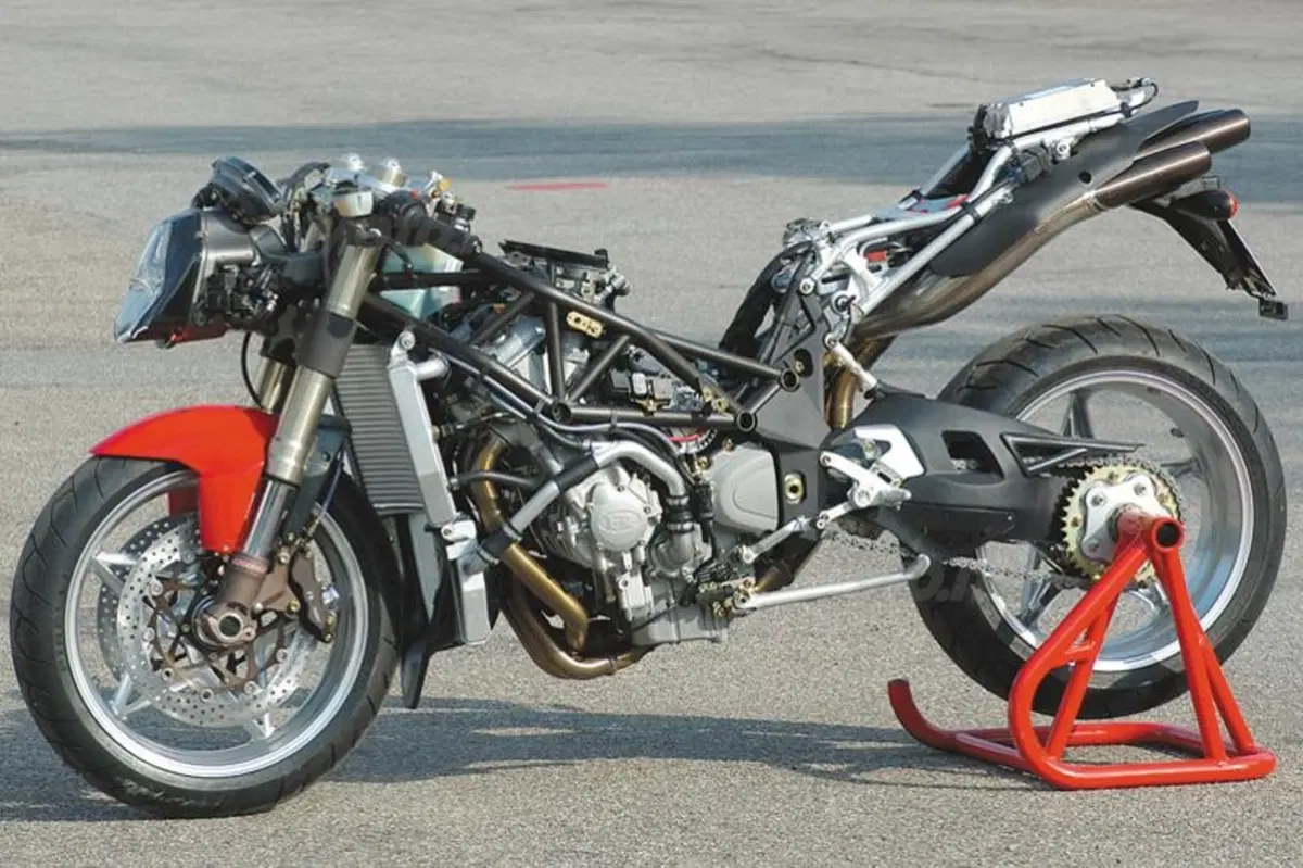 2003: EICMA pullula di novità (5)