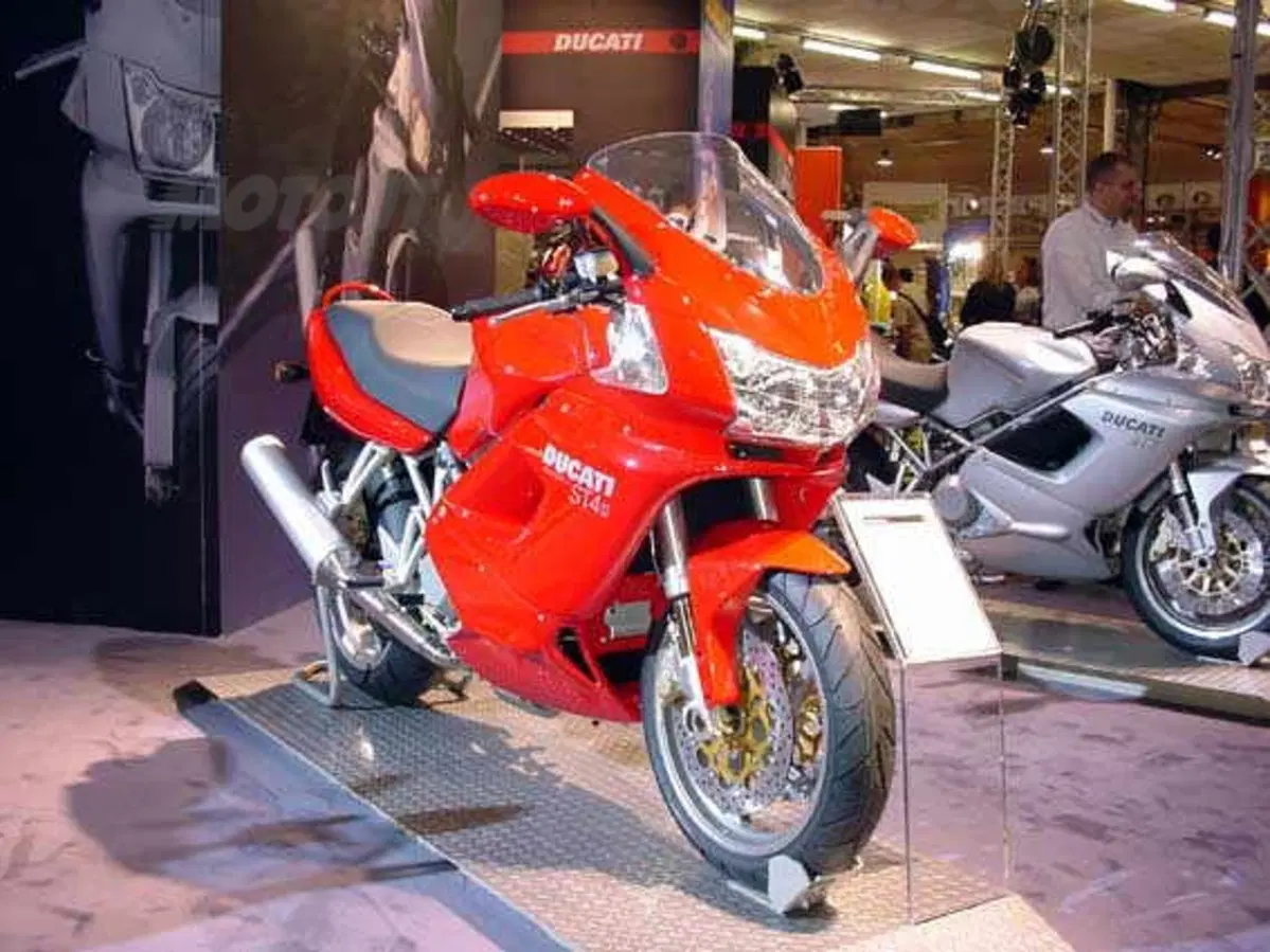2003: EICMA pullula di novità (28)