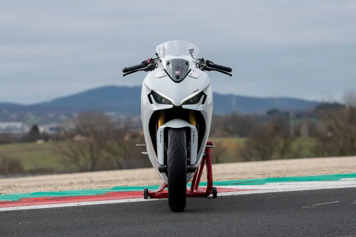 Ducati SuperSport 950 S sportività versatile (5)