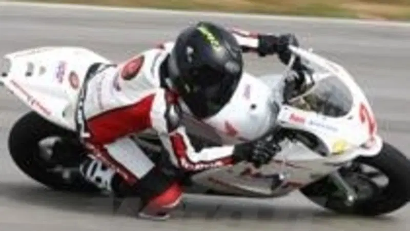 Primo appuntamento dell'Honda NSF100 Racing School a Ortona