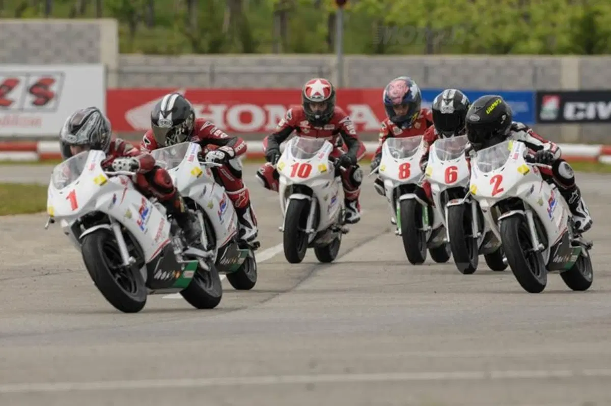 Primo appuntamento dell'Honda NSF100 Racing School a Ortona (11)