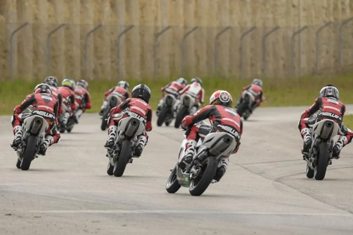Primo appuntamento dell'Honda NSF100 Racing School a Ortona (14)
