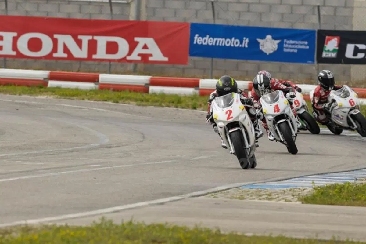 Primo appuntamento dell'Honda NSF100 Racing School a Ortona (16)