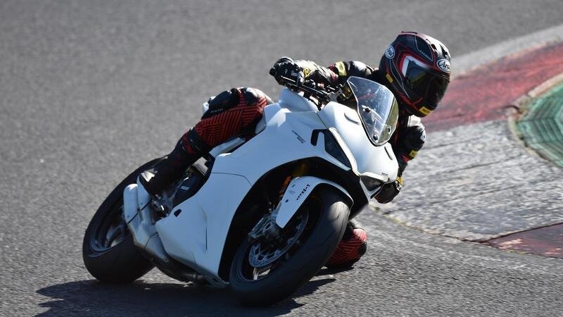 Ducati SuperSport 950 S TEST: sportivit&agrave; versatile