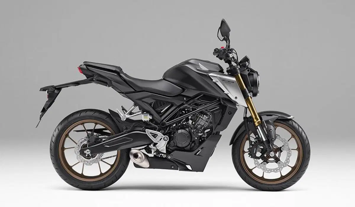 Honda CB125R: tre livree per il mercato giapponese