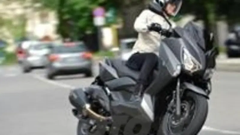 Yamaha X-Max 400