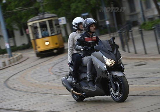 Milano, la prima riunione per il moto sharing