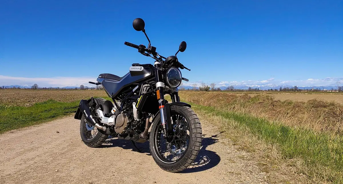 Husqvarna Svartpilen 125 TEST 2021 (2)
