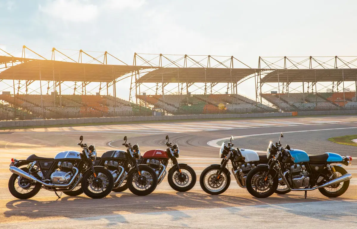 Royal Enfield: Continental GT 650 e Interceptor 650, omologazione Euro 5 e 10 nuove colorazioni (6)