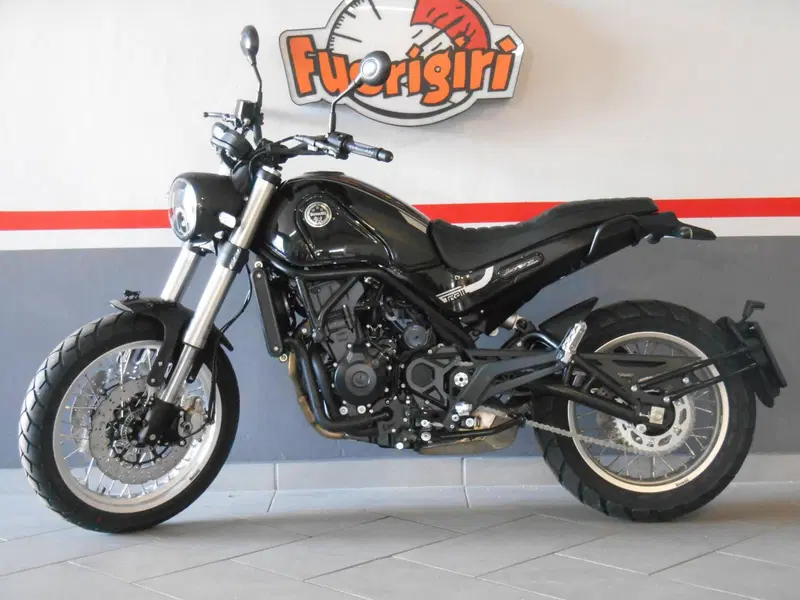 Benelli Leoncino 500 Trail (2021 - 26)