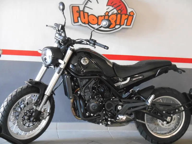 Benelli Leoncino 500 Trail (2021 - 26) (3)