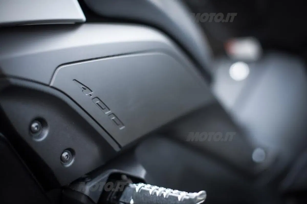 Yamaha X-Max 400 (31)