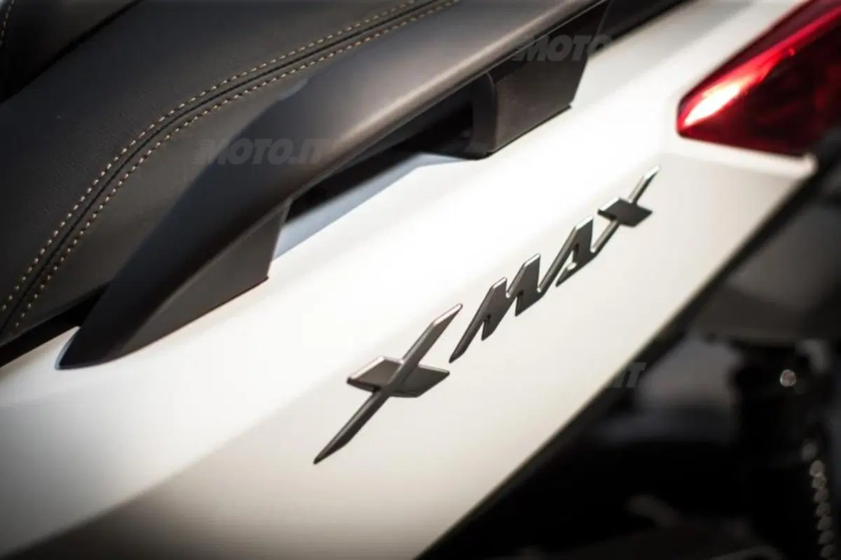 Yamaha X-Max 400 (39)
