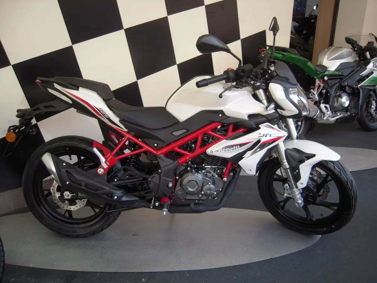 Benelli BN 125 (2021 - 25)