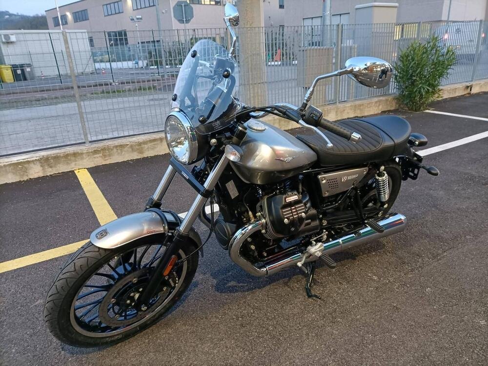 Moto Guzzi V9 Roamer (2021 - 24) (4)