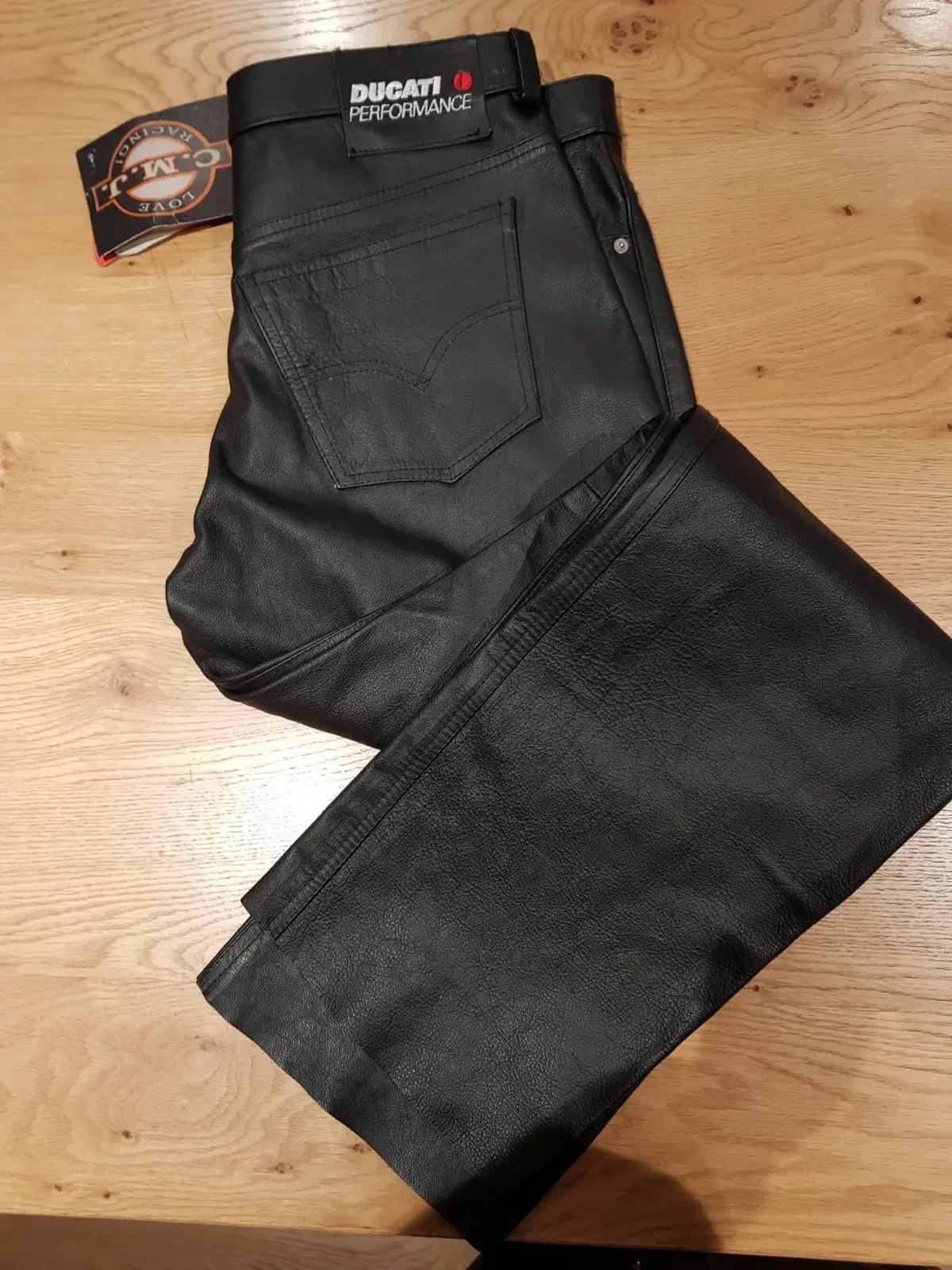 PANTALONI TREND DUCATI PERFORMANCE (2)