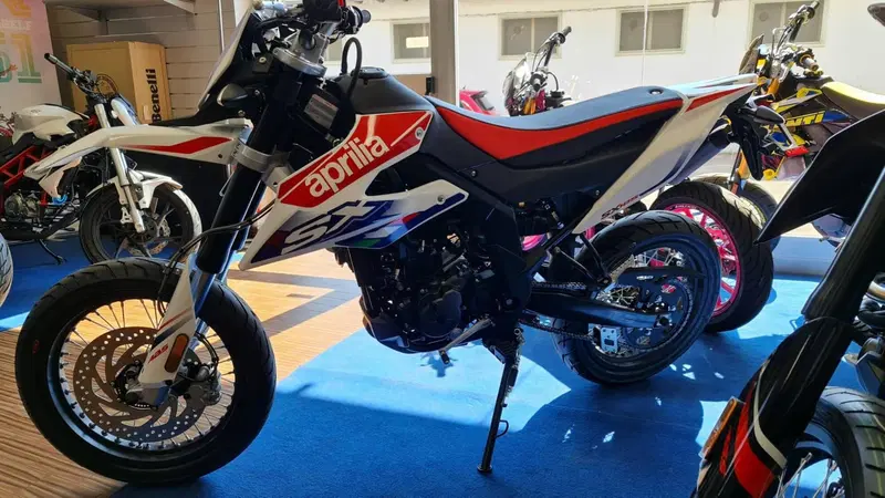 Aprilia SX 125 (2025 - 26) (9)