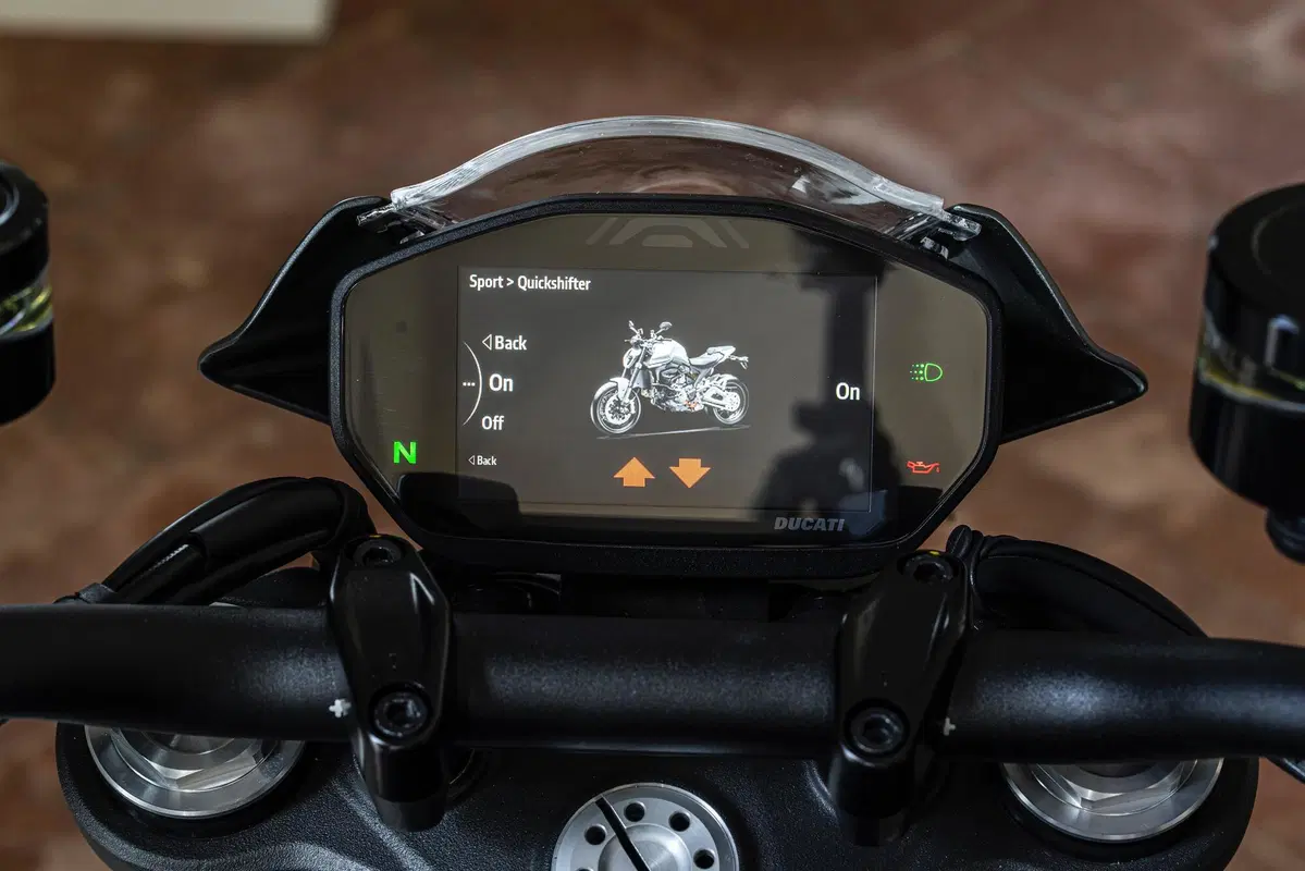 Ducati Monster 2021: svolta epocale (3)