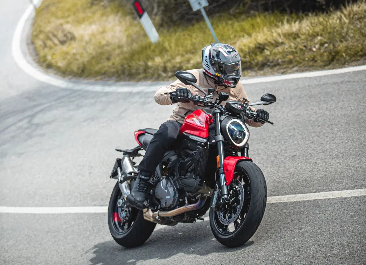 Ducati Monster 2021: svolta epocale
