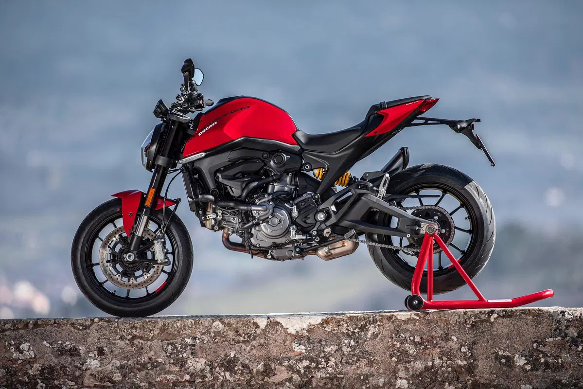 Ducati Monster 2021: svolta epocale (9)