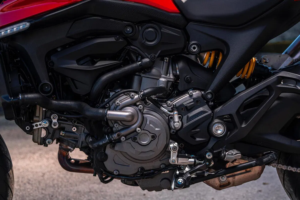 Ducati Monster 2021: svolta epocale (22)