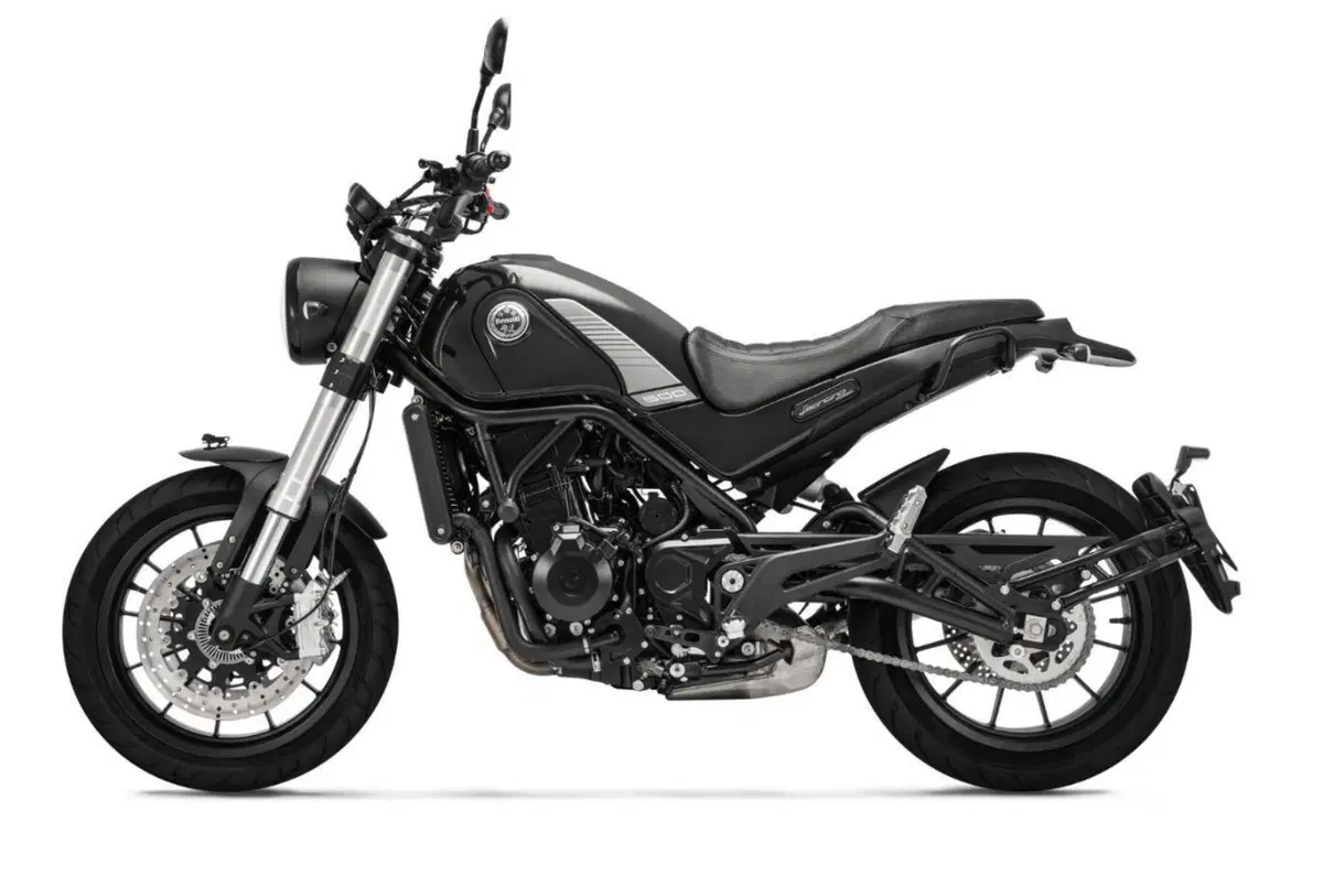 Benelli Leoncino 500 e Leoncino 500 Trail 2021. Aggiornate: stesso prezzo (3)
